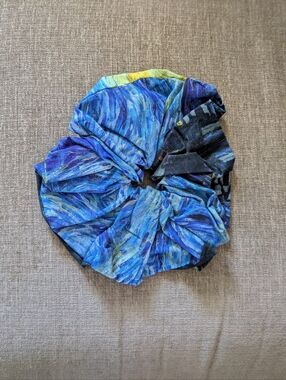 Selkie Scrunchie (Starry Night)